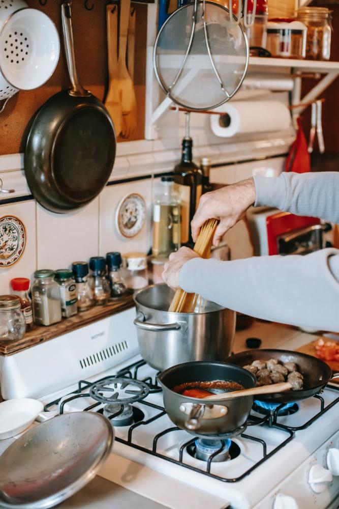 Skillet vs Frying Pan: What Is the Difference?